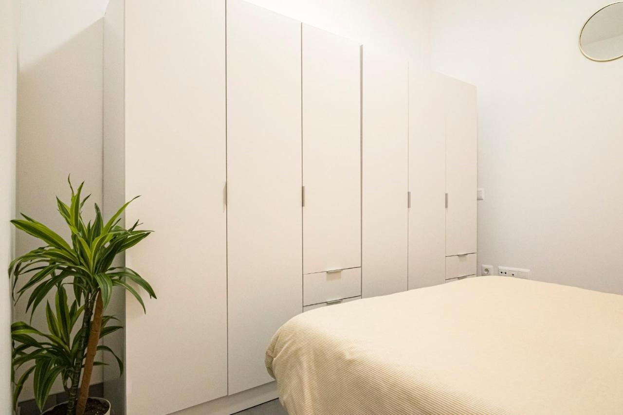 Mediterraneo Apartment มาลากา ภายนอก รูปภาพ
