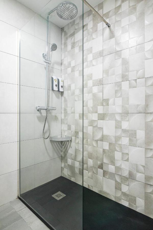 Mediterraneo Apartment มาลากา ภายนอก รูปภาพ
